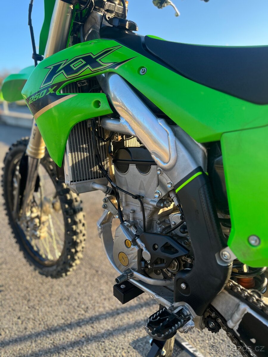 Kawasaki kxf 250 - 6