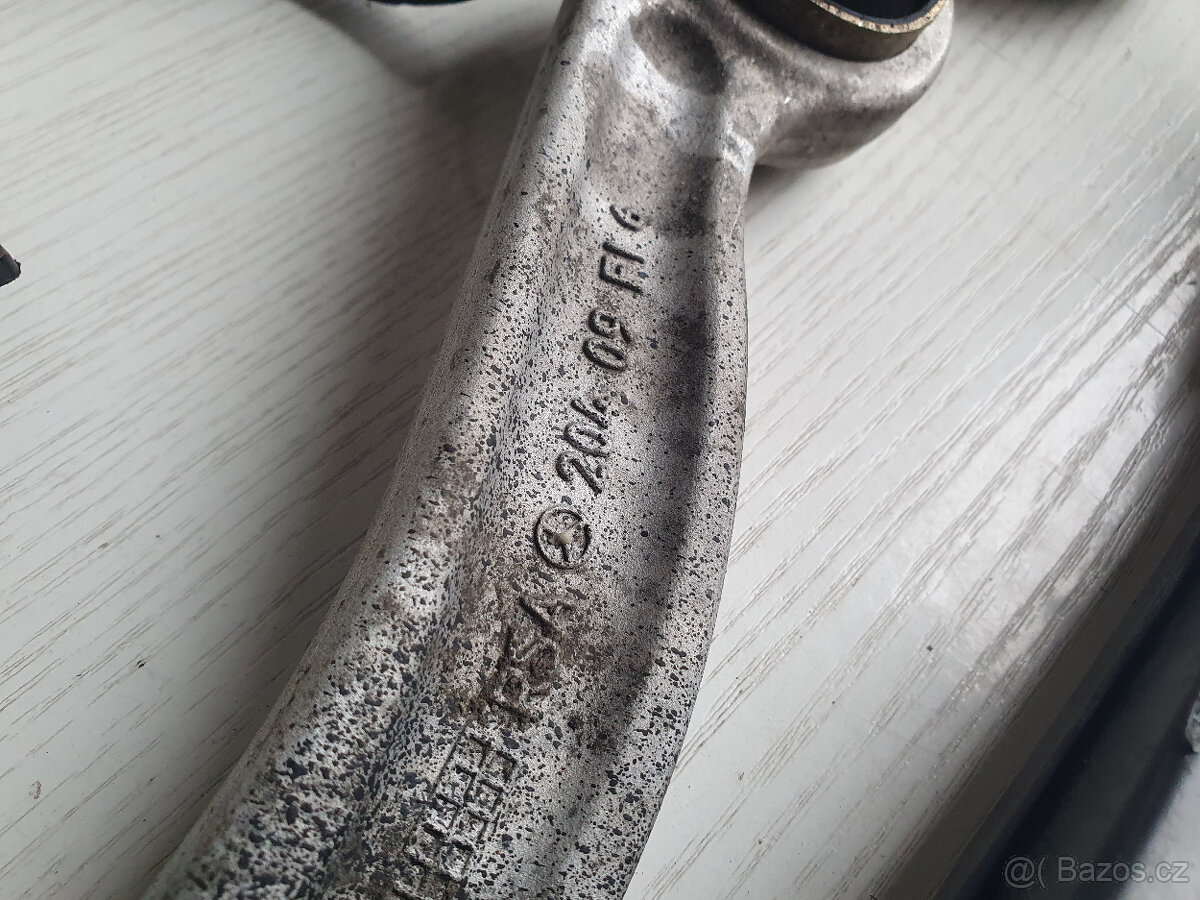 Mercedes Benz E KLASSE W213 zadní náprava, rameno, brzdič - 6