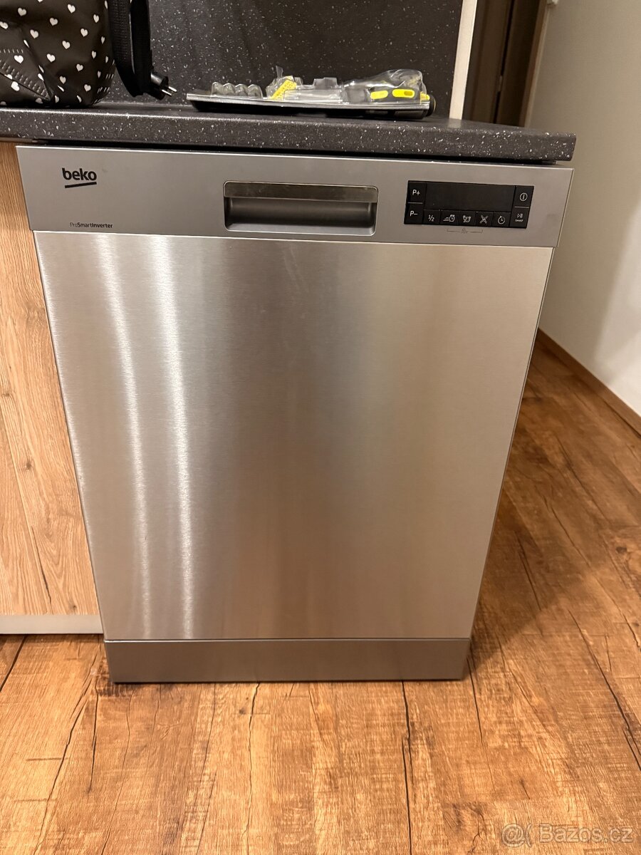 Kuchyňská linka na prodej - 6