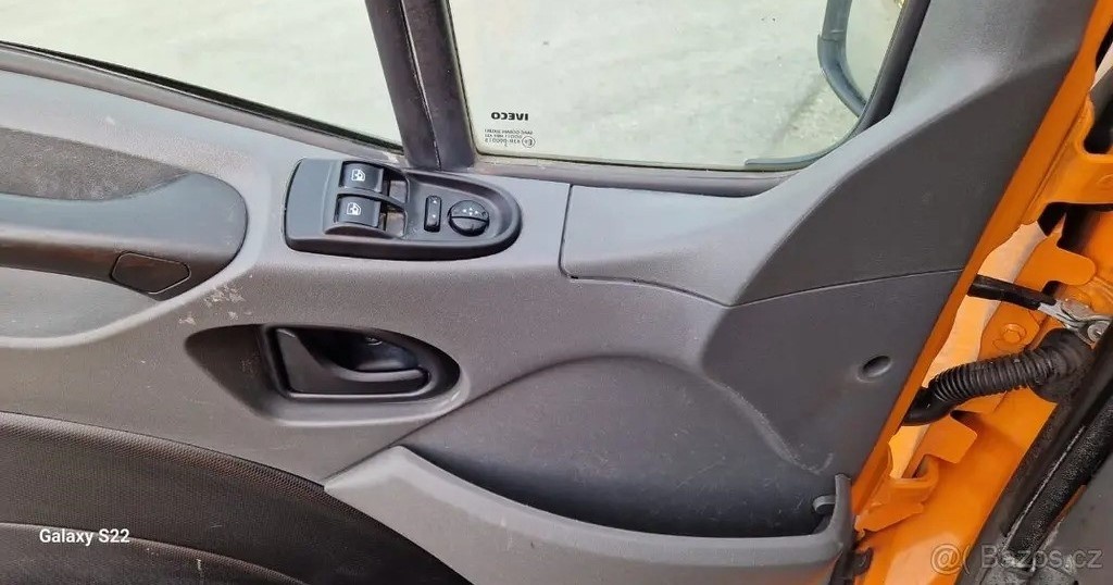 Iveco Daily 3.0 35 S21 6.Míst r.v. 2014 - 6
