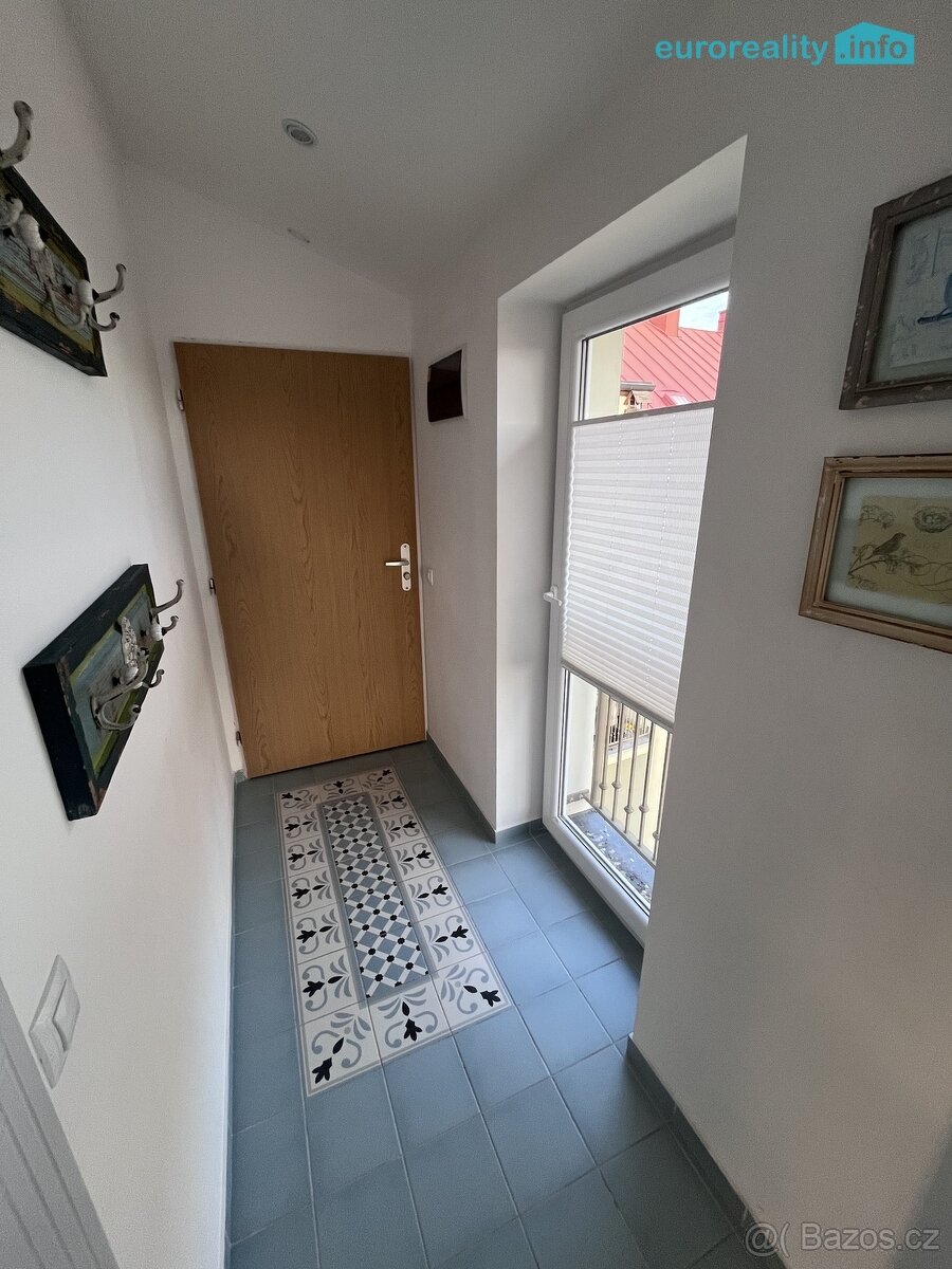 Pronájem bytu 2+kk, Mariánské Lázně - 6