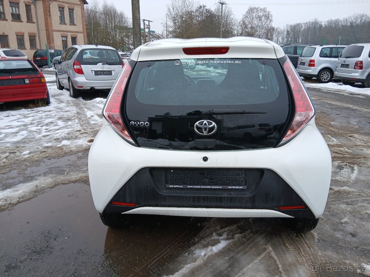Toyota Aygo 1.0, 51 kW, klima - 6