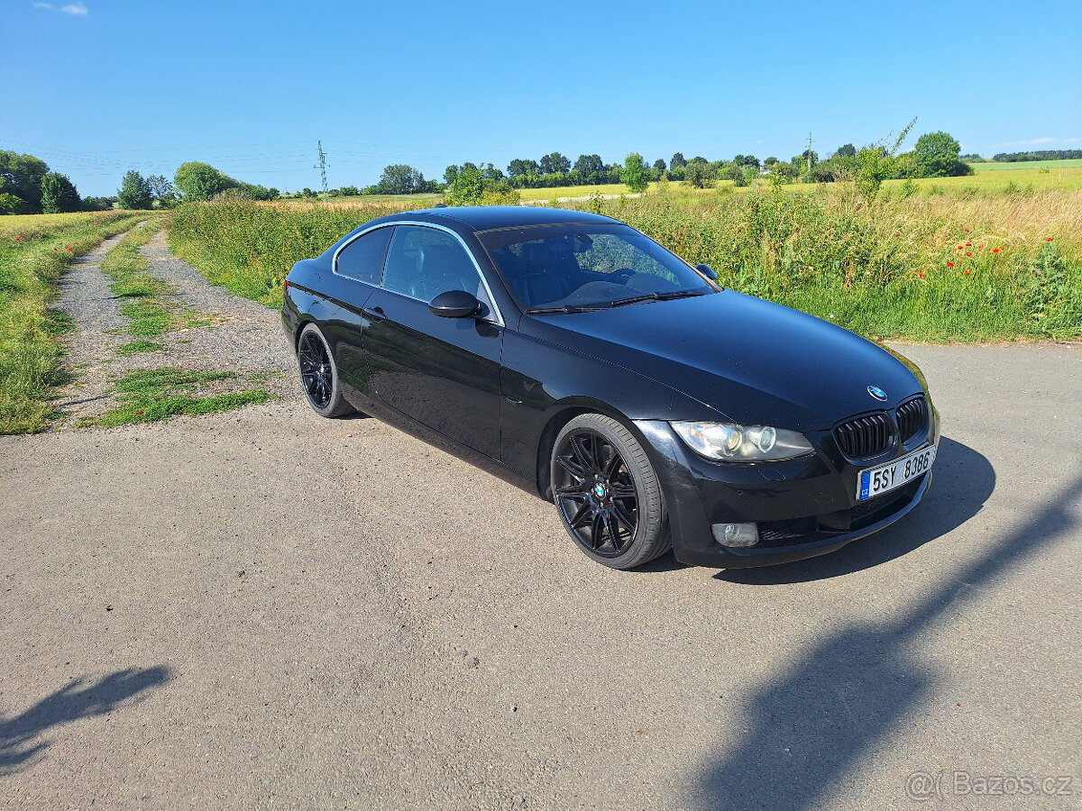 BMW 335i e92, automat, zadokolka, R19 - 6