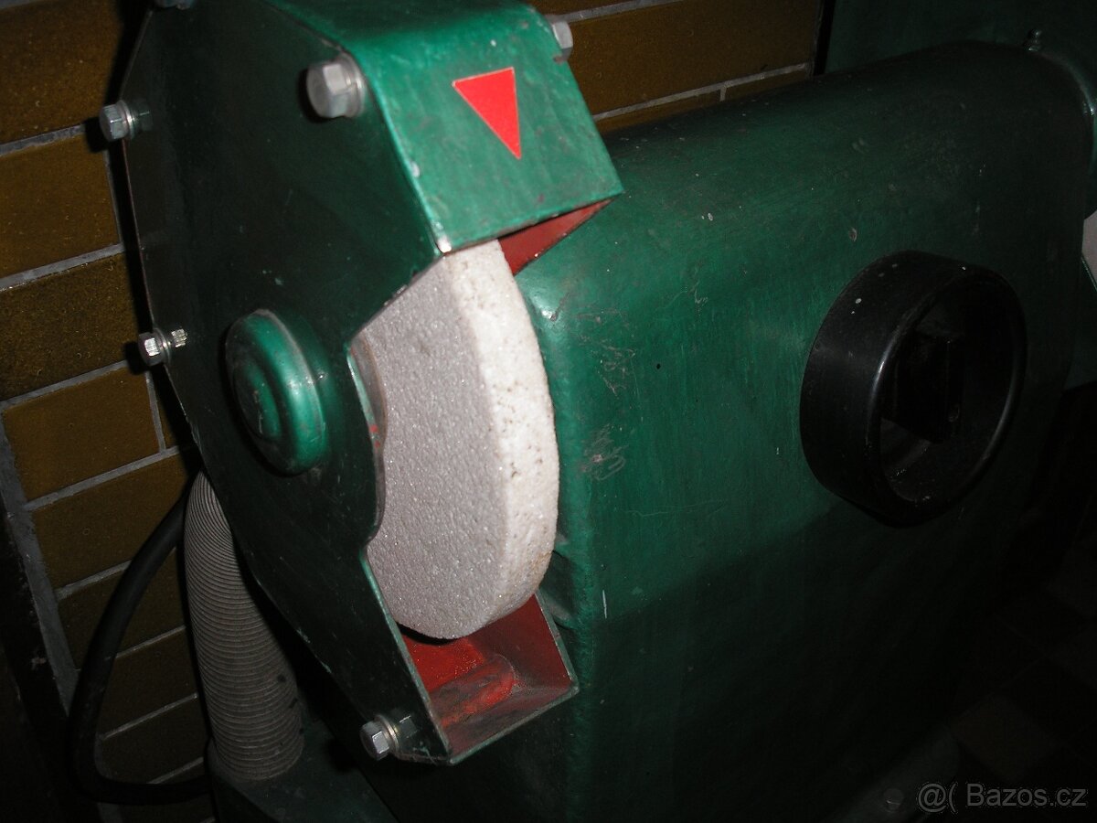 Dvojkotoučová stojanová bruska - 6