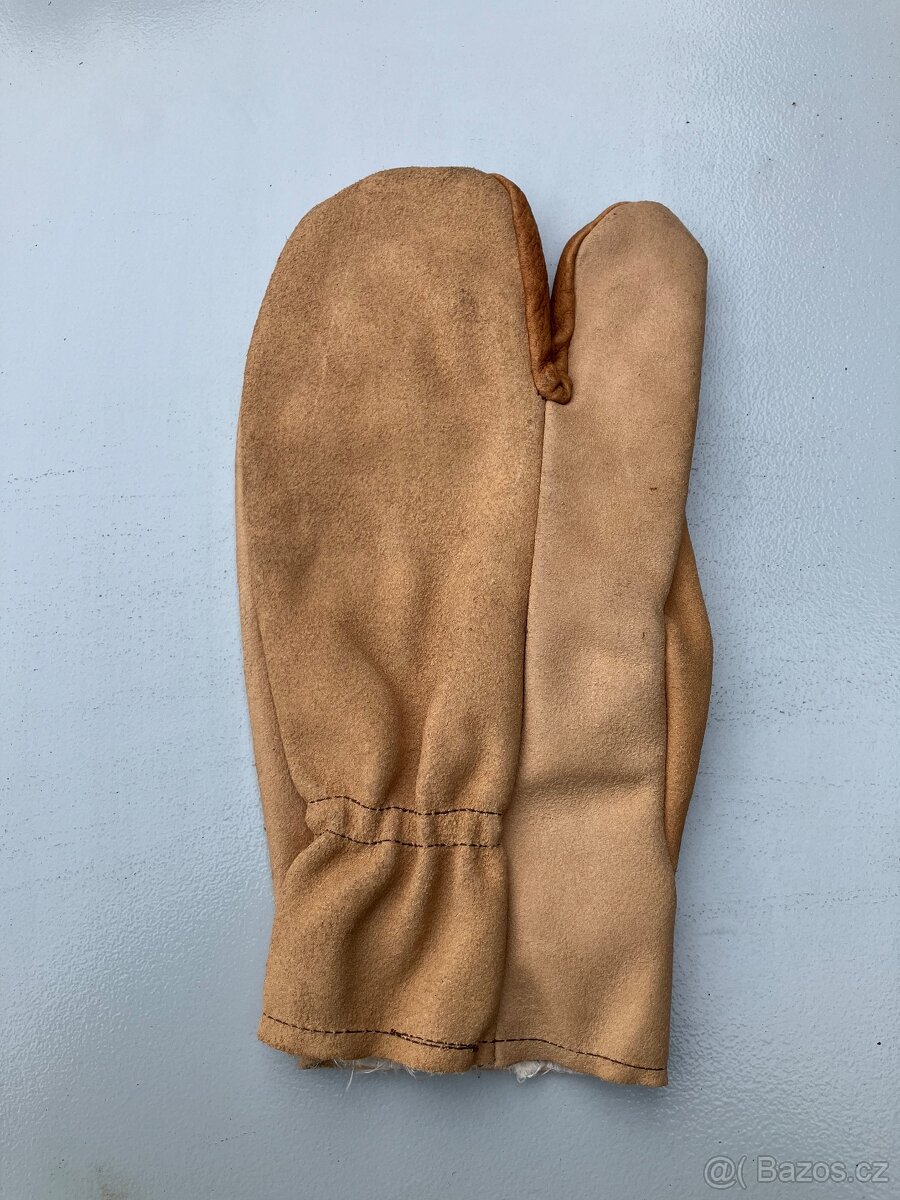 PRACOVNÍ RUKAVICE - 6