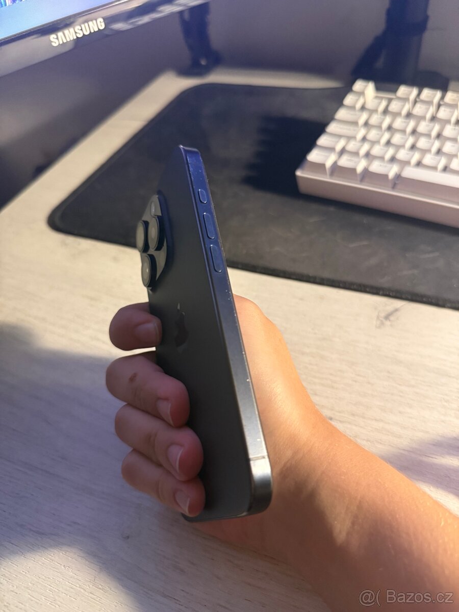 Apple iPhone 15 Pro 128gb 100% - 6