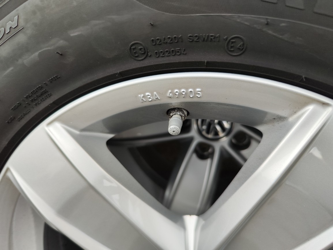 16"zimní alu sada Corvara 5x112 origo VW Passat B8 3G TPMS - 6