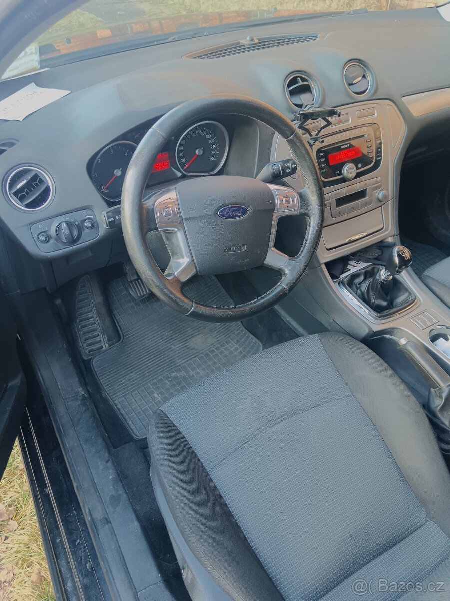 Ford Mondeo mk4 2.0 TDCi - 6