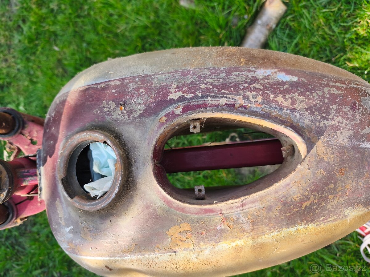 Rám a díly jawa 125/355 - 6