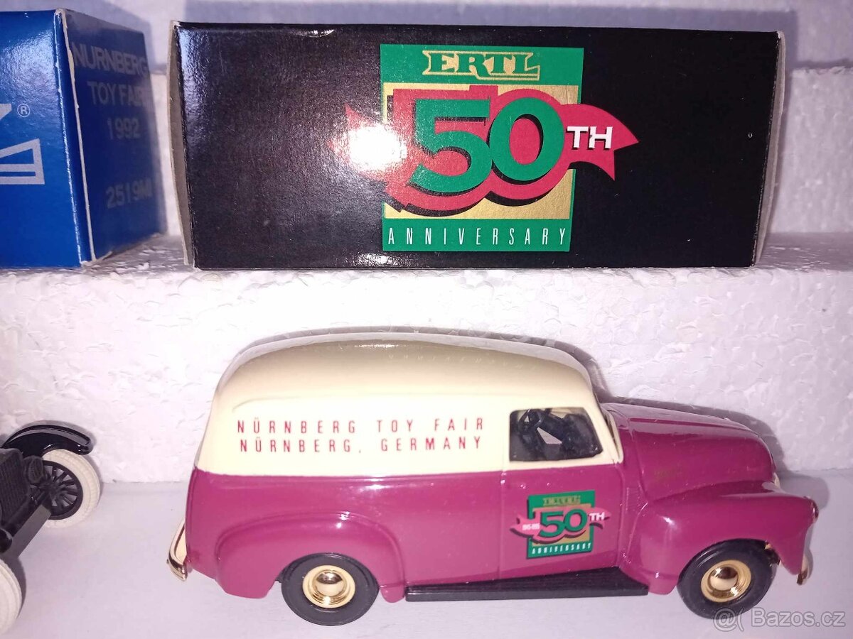 Kovove modely Atlas a ine - 6