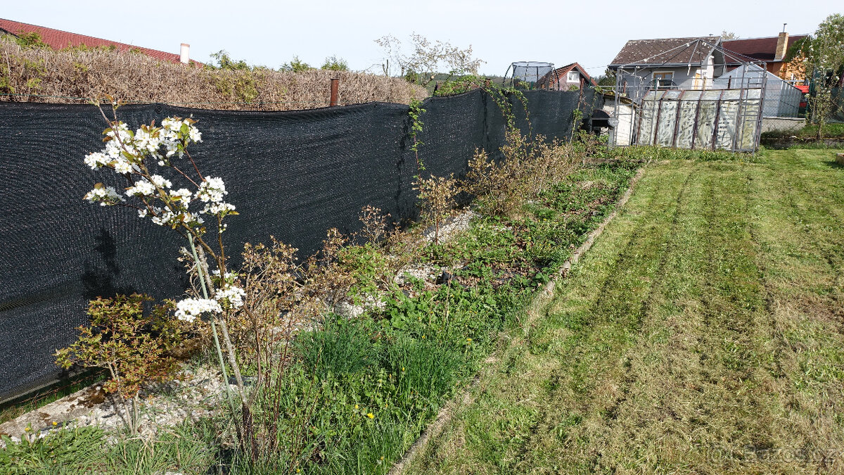 Prodám chatu 45m s pozemkem 368m. Karlovy Vary Doubí. - 6