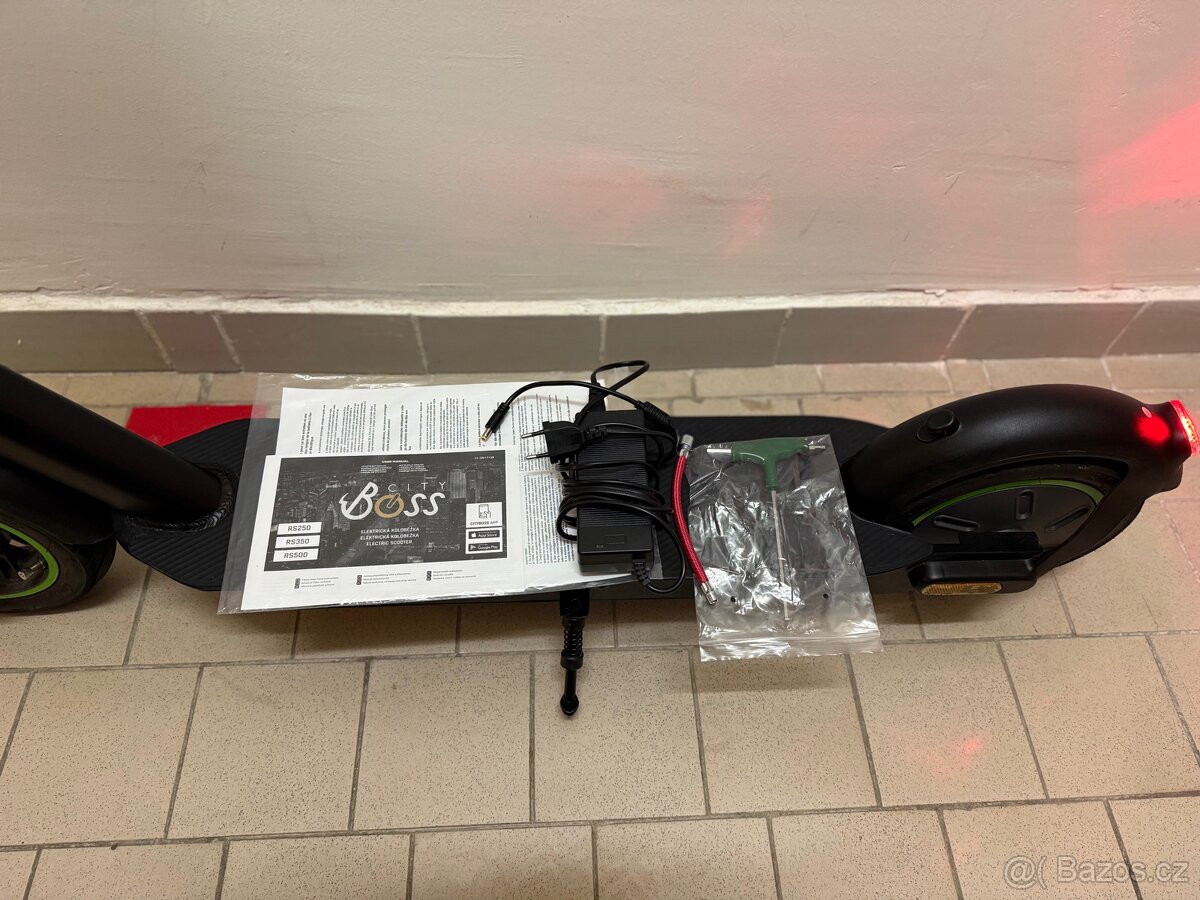 Zánovní elektrokoloběžka City Boss RS500 15,6Ah 500W - 6