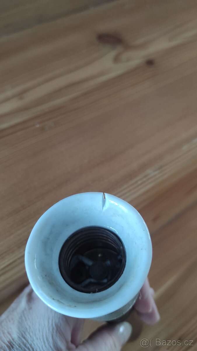 Součást staré lampy - 6