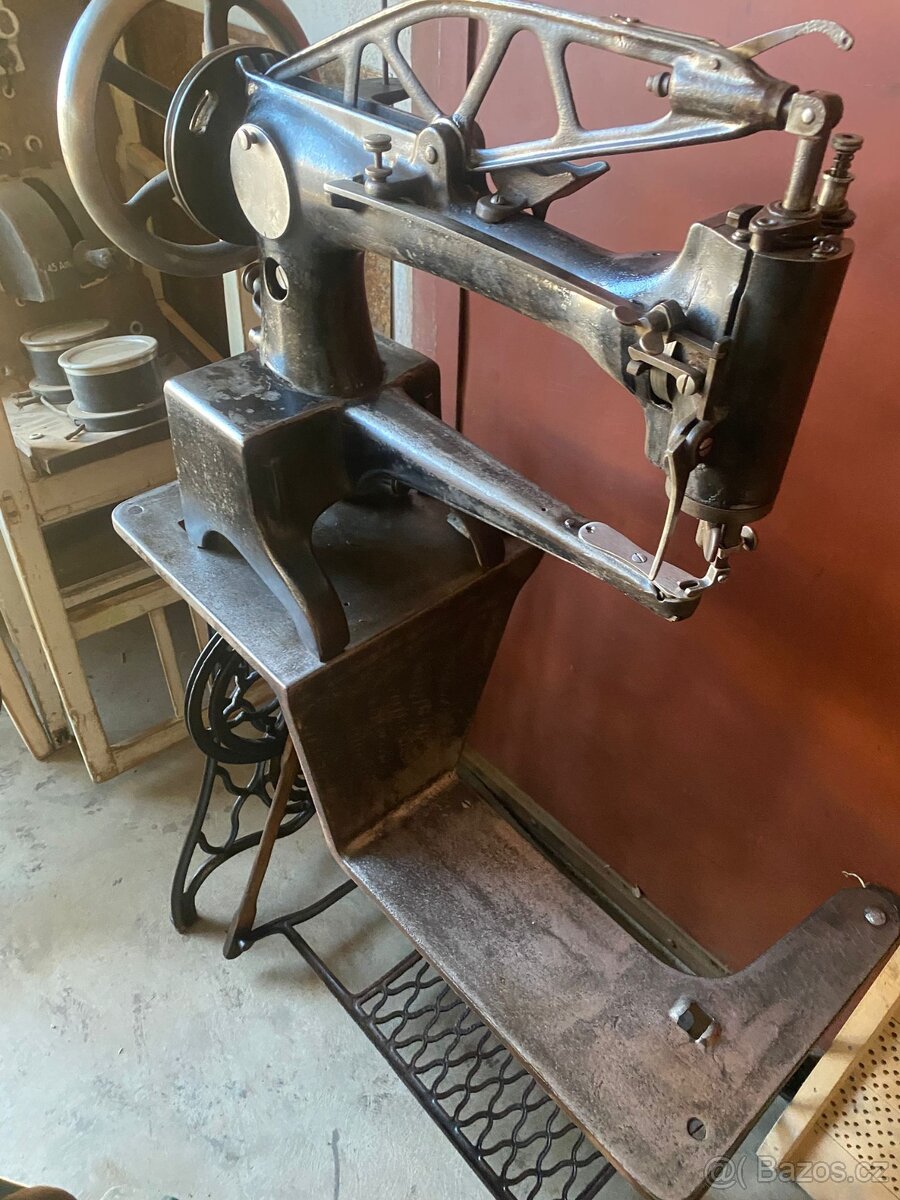 Šicí stroj - 6