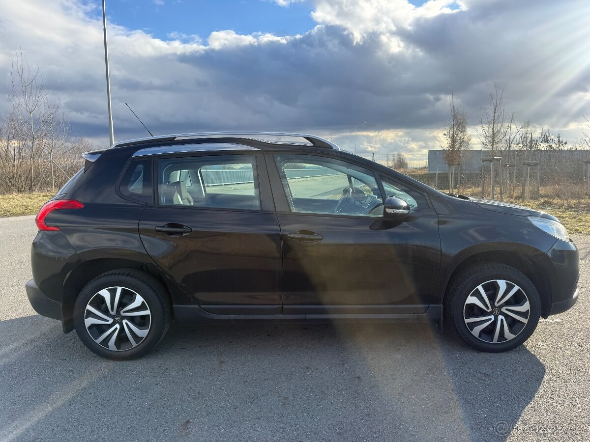 Peugeot 2008 1,2 benzin stk 05/2027 - 6