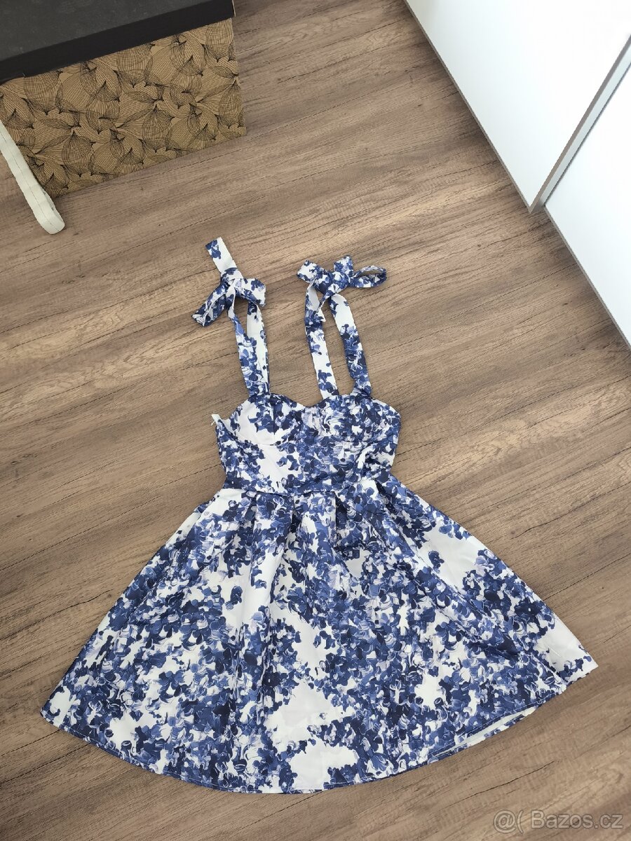 Letní šaty vel. S - 6