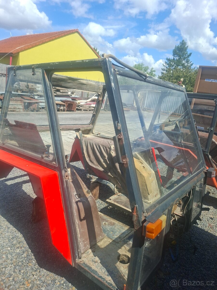 Zetor uřI kabina - 6