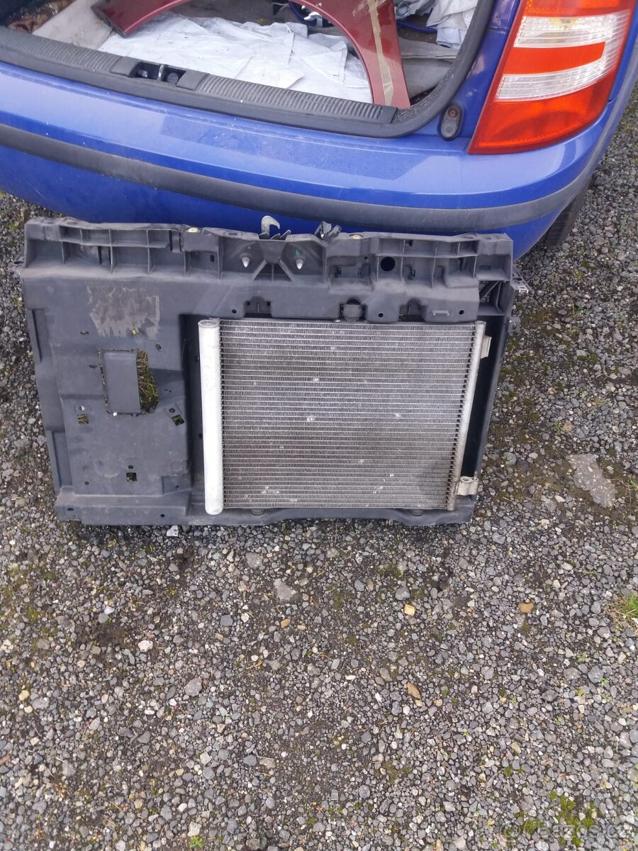 Peugeot 207 - 6