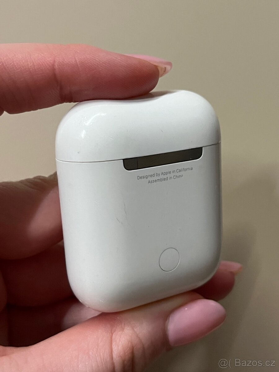 Apple AirPods 2. generace 2019 - 6