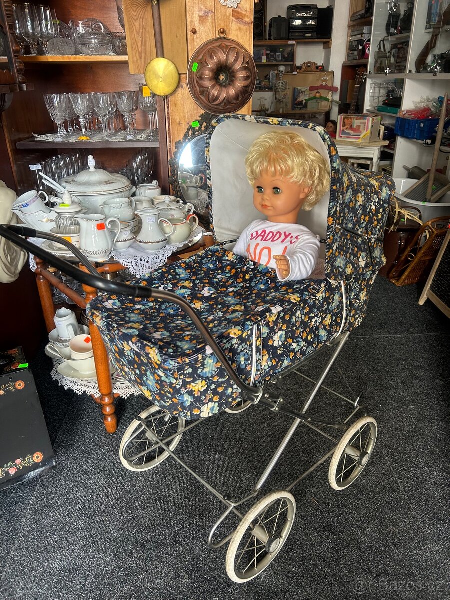 Retro kočárek pro panenky - 6