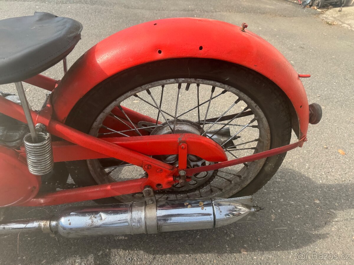 Jawa 250 Speciál - 6