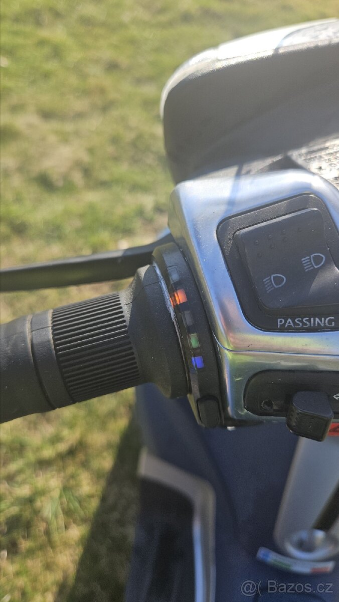 Piaggio MP3 300 Yourban - 6