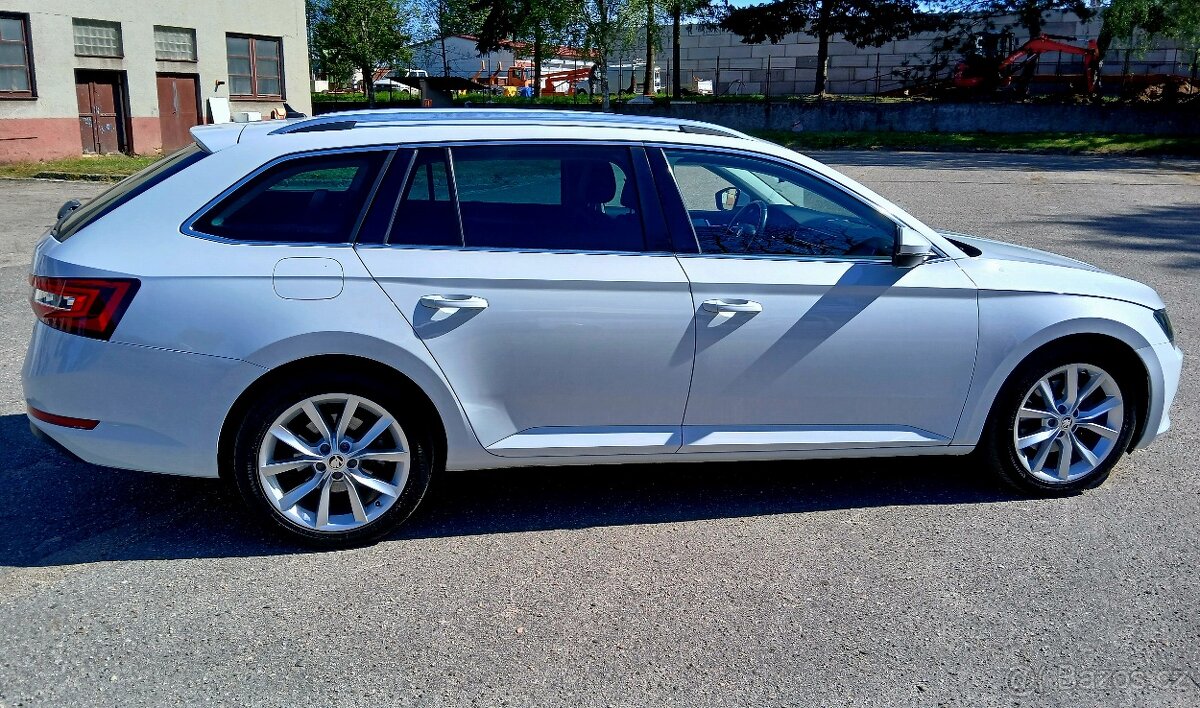 Superb 2.0 Tdi DSG Style - 6