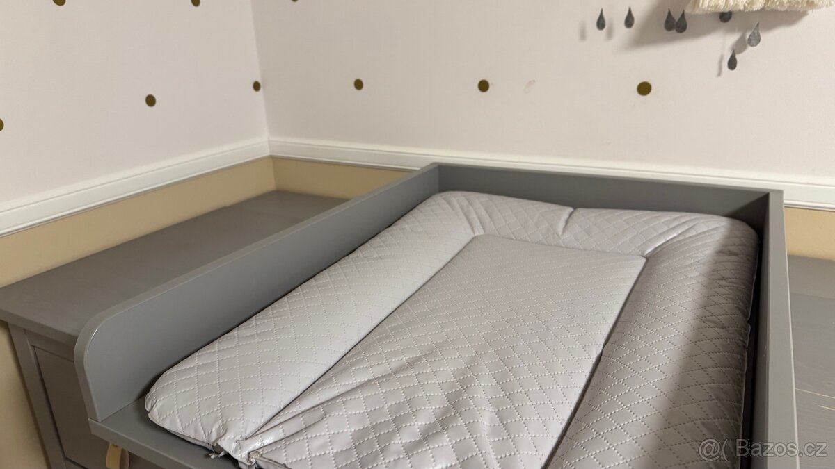Přebalovací pult na komodu IKEA HEMNES - 6