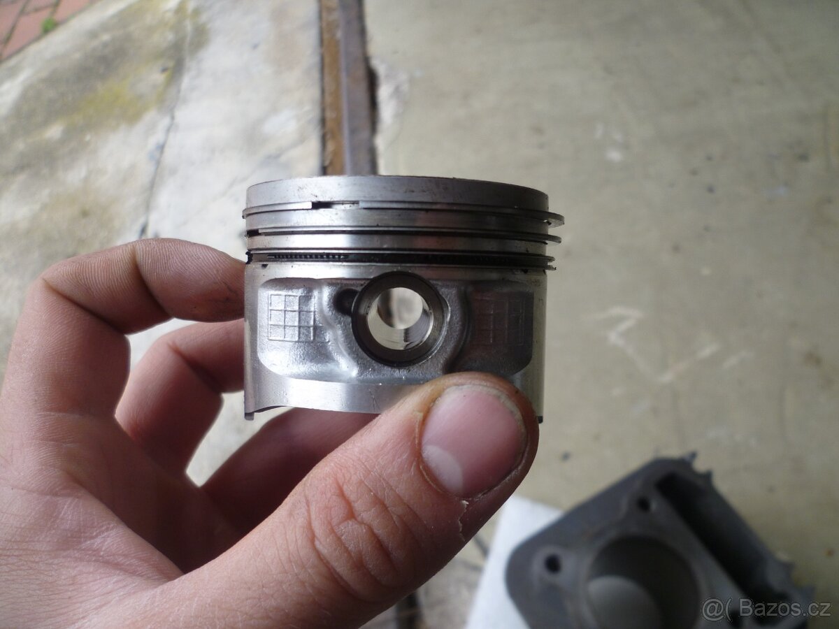 Aprilia sr 125 motard - 6