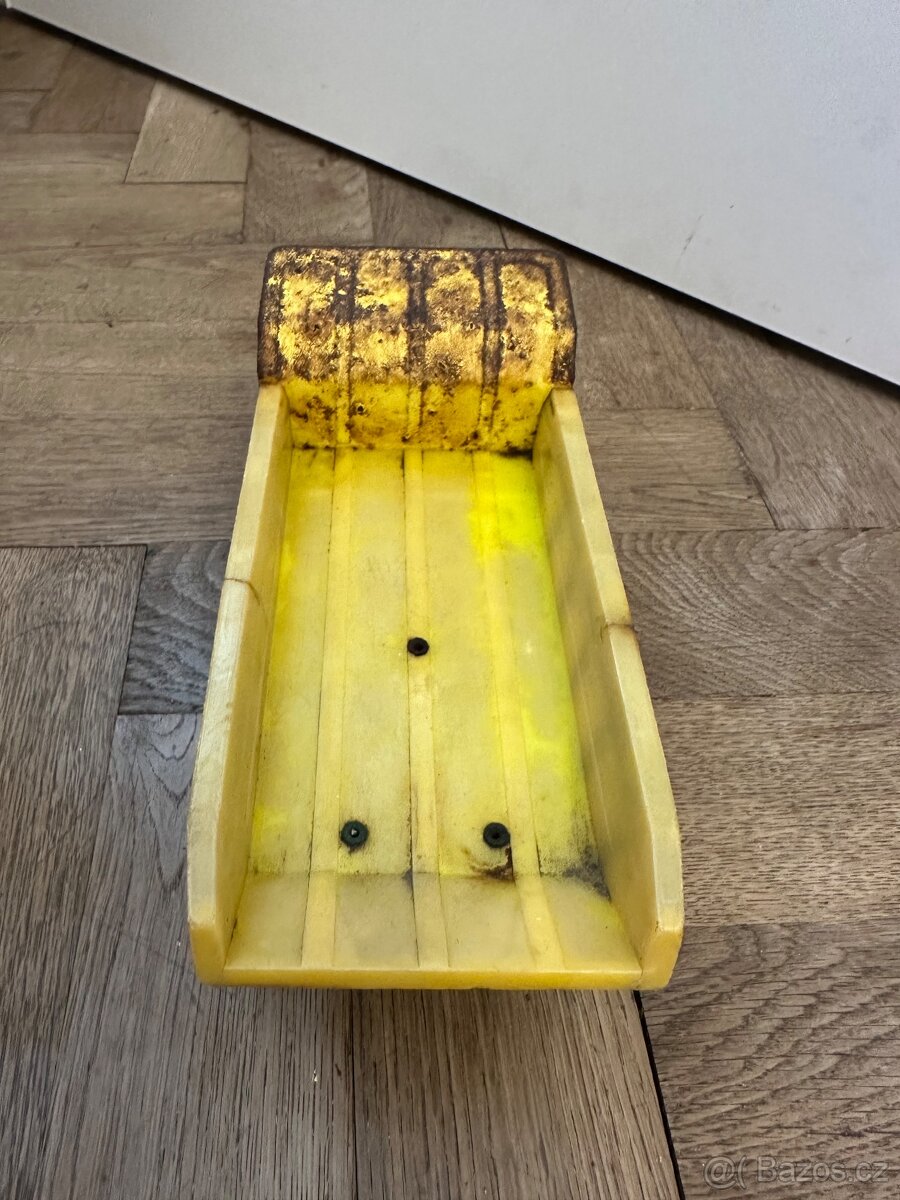 STARÁ HRAČKA TATRA KDN - 6