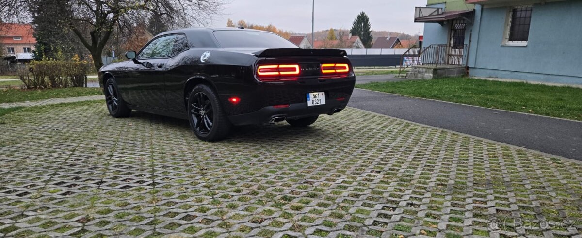Dodge Challenger 3.6i 4x4 - 6
