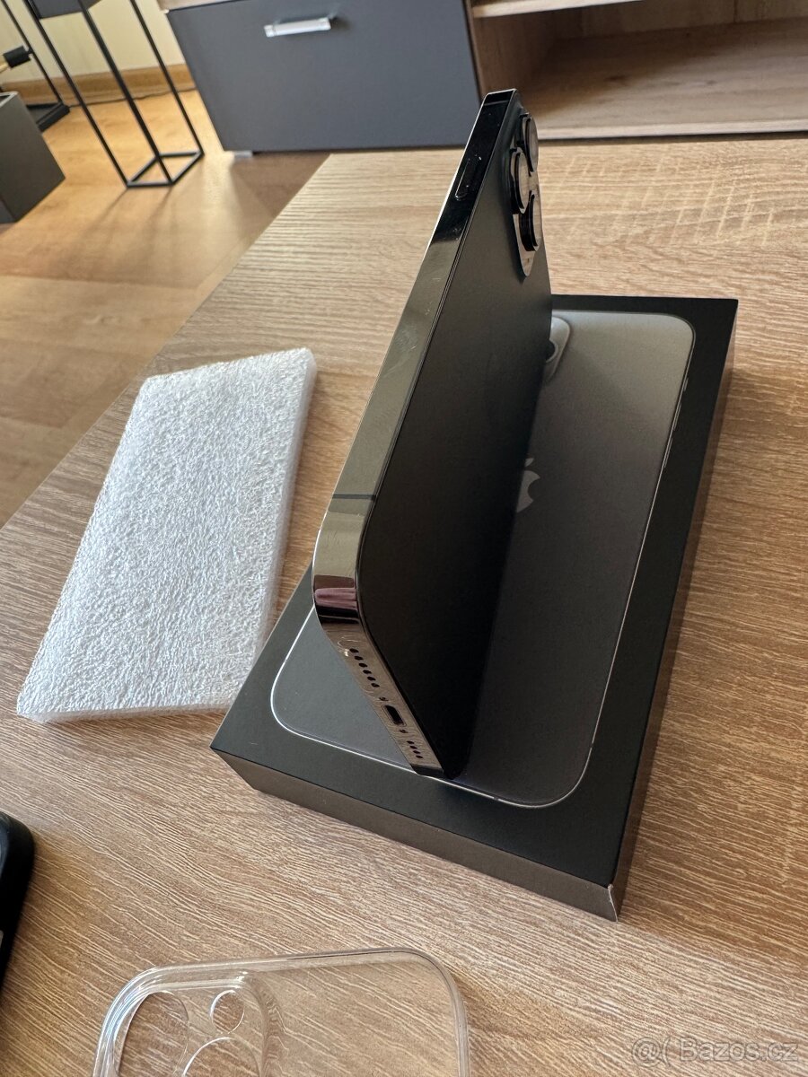 IPhone 13 Pro Max KRÁSNÝ STAV - 6