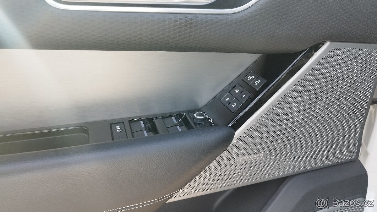 Range Rover Velar 3.0 D300 V6 R-Dynamic - 6