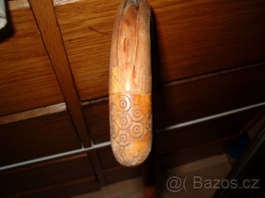 Dřevěné věci, polička,hůl, krabička, bedýnka,stojan na kytky - 6