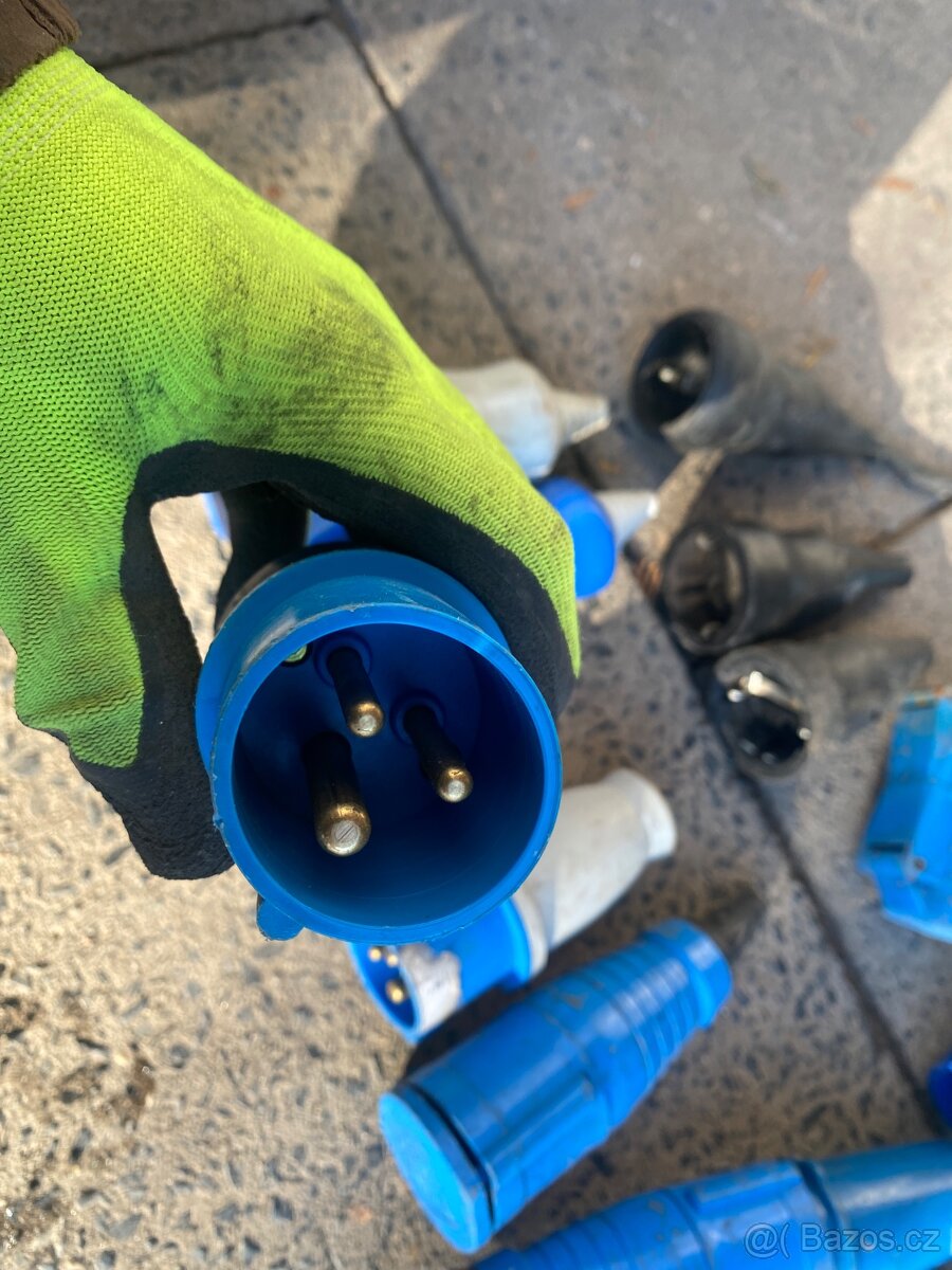 Průmyslové konektory zásuvky - 6