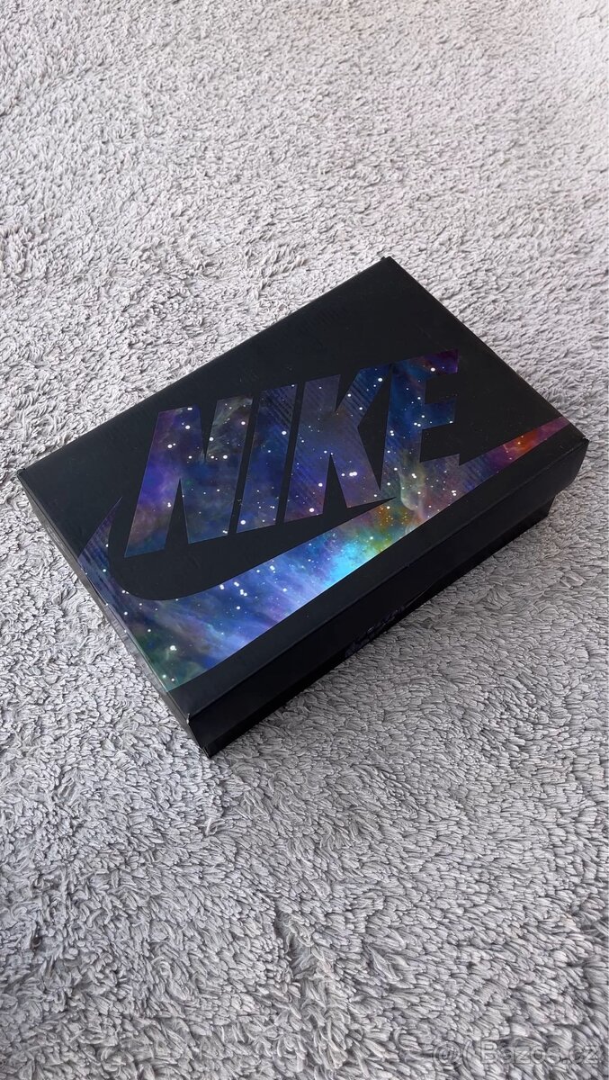 Nike Air Foamposite One Galaxy (2025) - 6