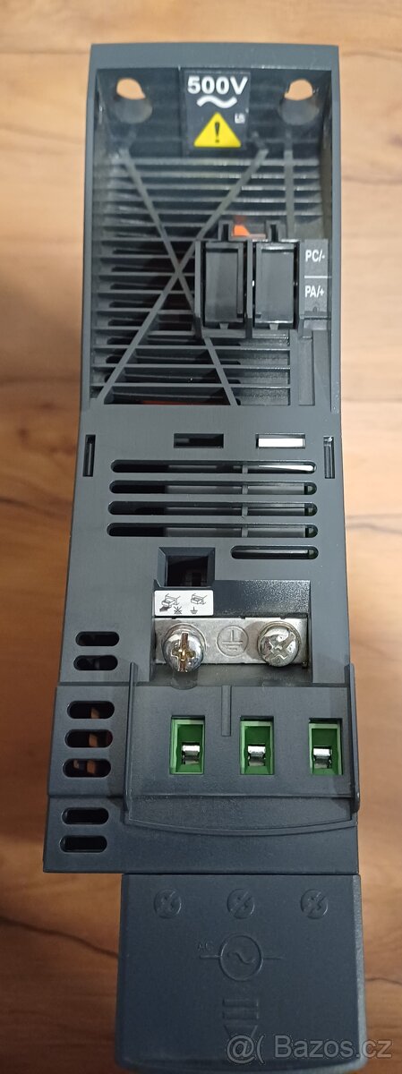 Frekvenční měnič 2,2kW 3-fázový ATV320U22N4B - 6