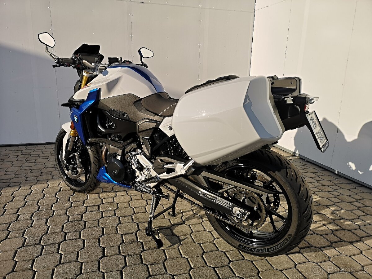 BMW F900R , r.v.03/2023, nové v ČR, najeto jen 10.682 km - 6