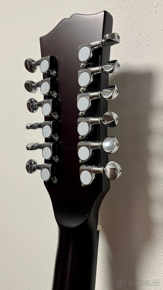 Dvanáctistrunná elektroakustická kytara J-45 - 6