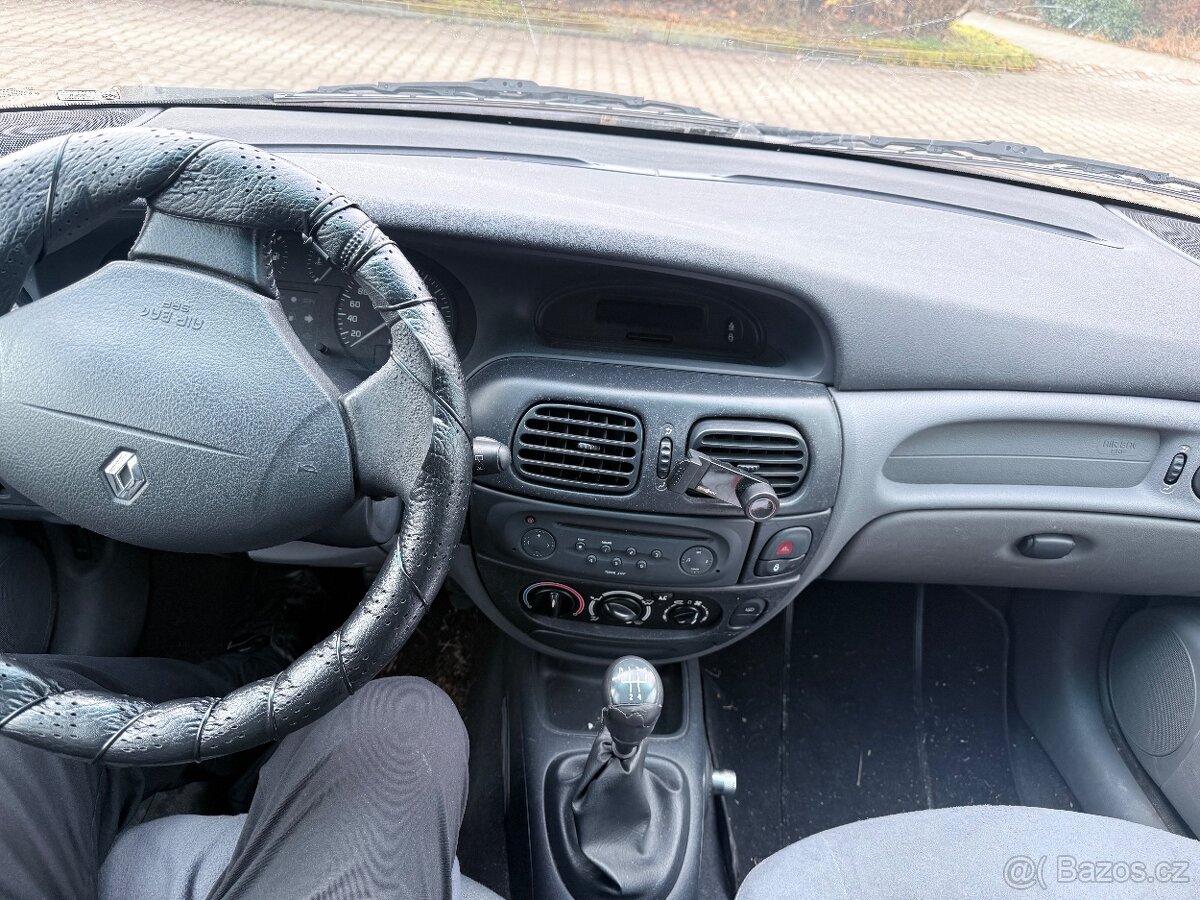 Renault Megan 1.9 diesel 2001 - 6