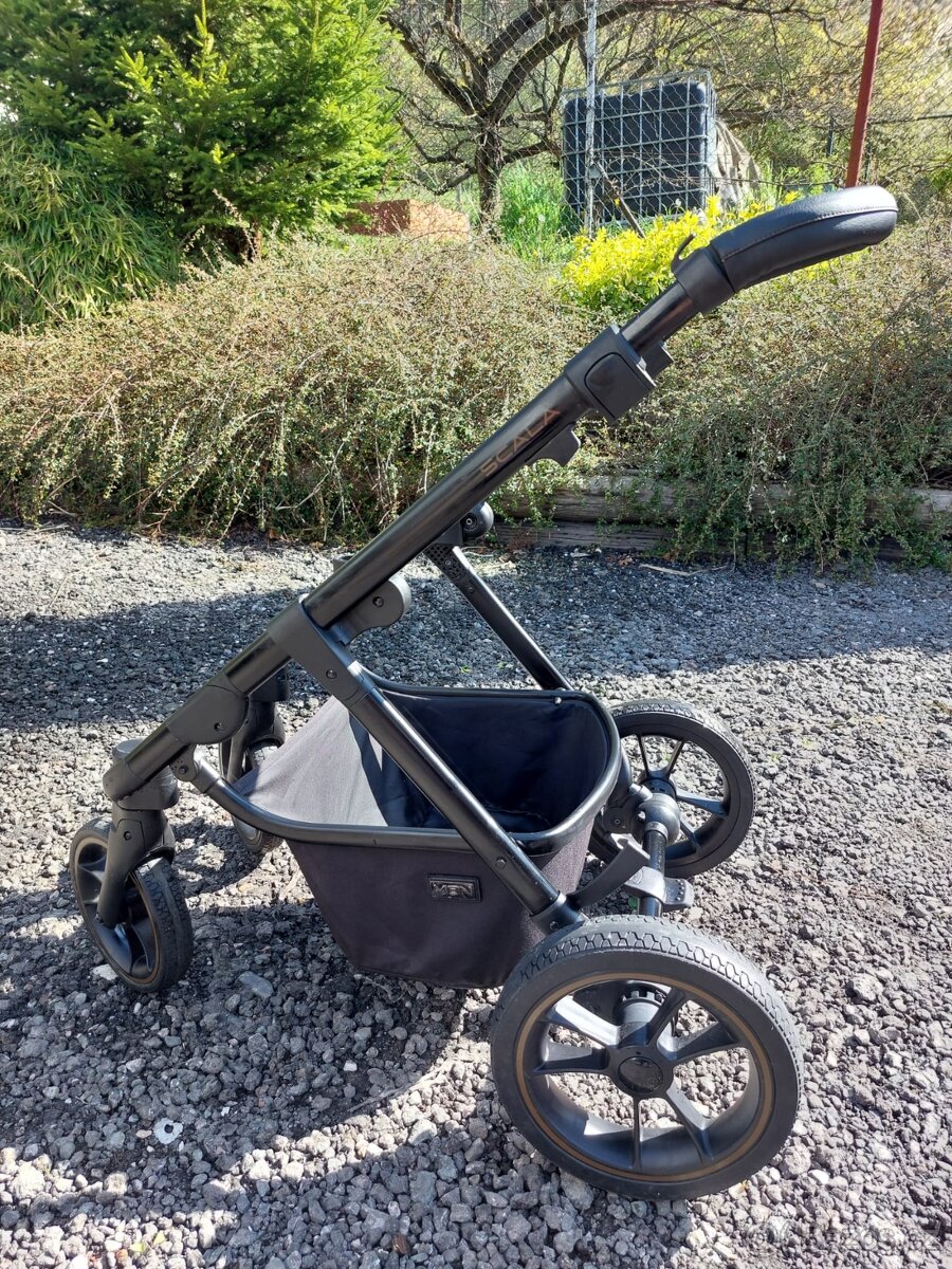 Kočárek Moon Scala 2019 - 6