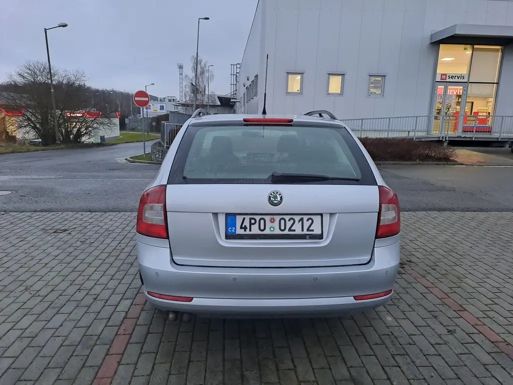 Škoda Octavia, 1.9TDI 77KW PĚKNÁ,ZACHOVALÁ - 6