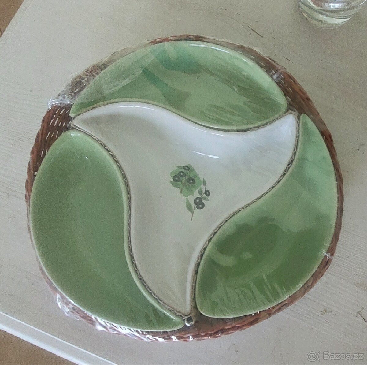 Keramicka 4 dilna sada misek v proutenem kosiku 22cm - 6