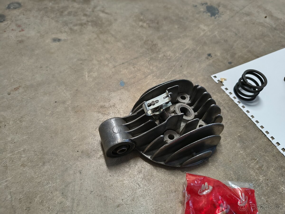 Prodám motor stadion s11 - 6