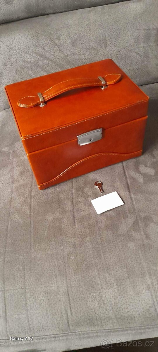Šperkovnice hnědá kůže. - 6