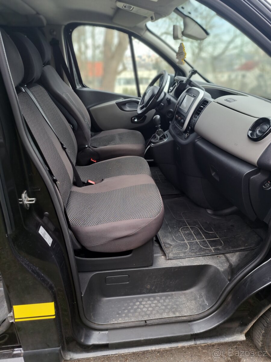 Renault Trafic 1.6dci 88kw/120k 9mist rok 2015 - 6