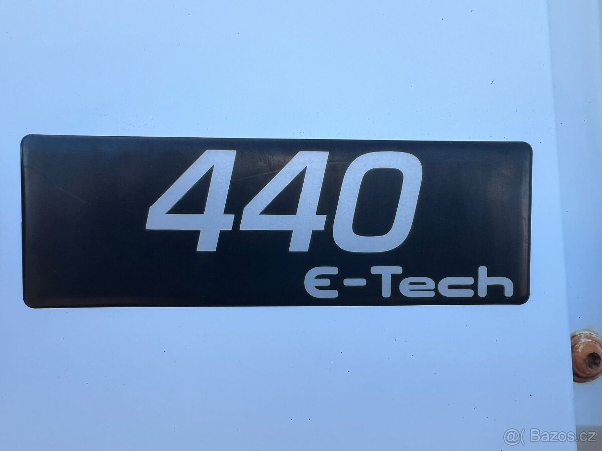 Renault MAGNUM 6x2 440 E-TECH MANUÁL EURO III - 6