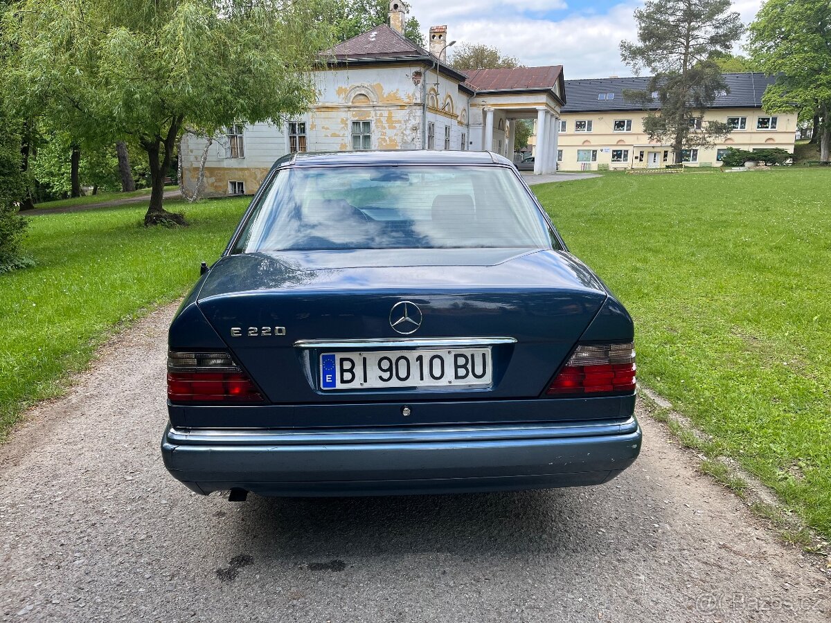 Mercedes W124 E220, Španielsko, 62666km - 6