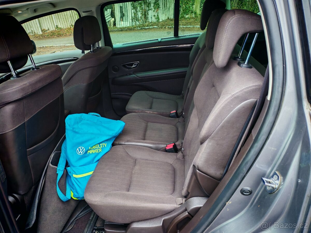 Reanult Espace 1.6DCI 7 míst - 6