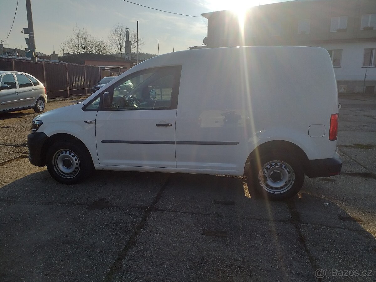 VW CADDY 2,0 TDi,KLIMA,ESP,ABS,ČR,SERVISKA - 6